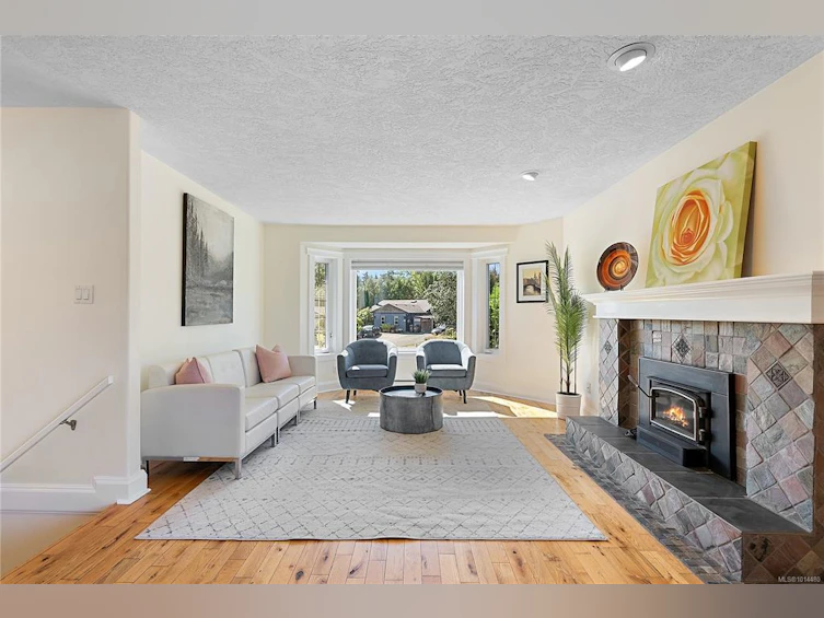 1290 Lidgate Court, Saanich, BC, V8Z 7E3 - 9
