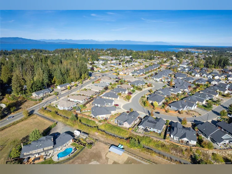 527 Ridgefield Drive, Parksville, BC, V9P 0E2 - 53
