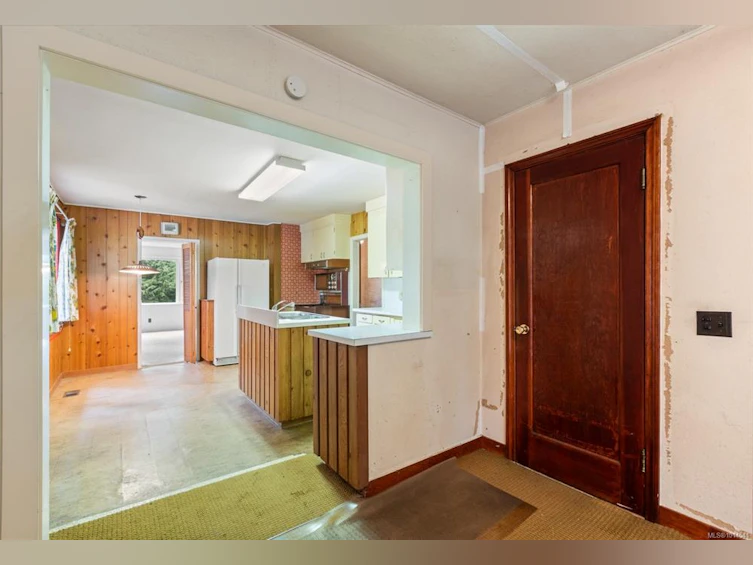 2875 Cumberland Road, Courtenay, BC, V9N 9P1 - 6