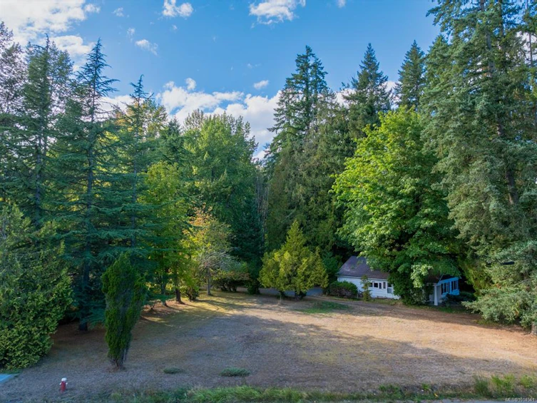 2875 Cumberland Road, Courtenay, BC, V9N 9P1 - 37