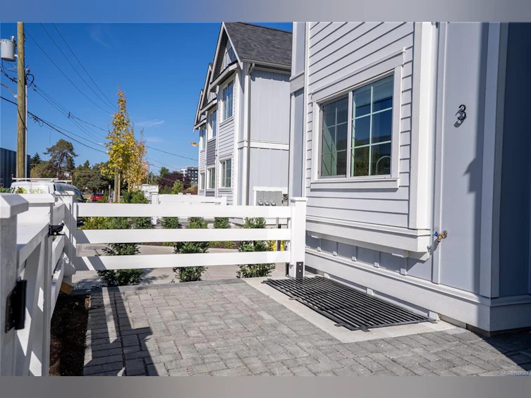 Unit 5-3907 Cedar Hill Road, Saanich, BC, V8P 3Z8 - 36