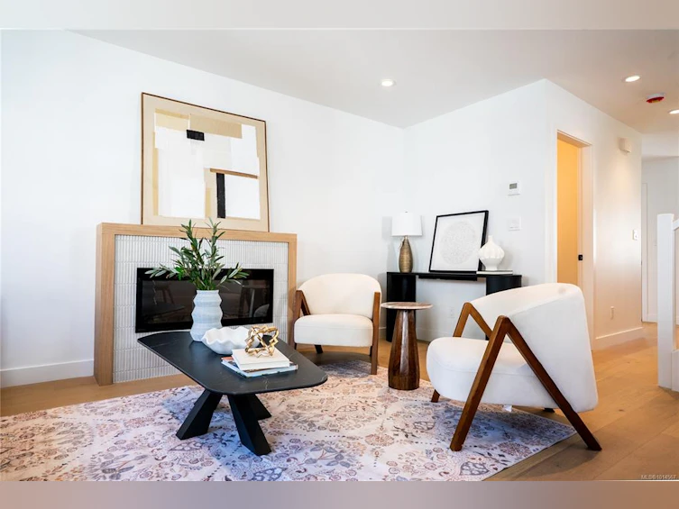 Unit 5-3907 Cedar Hill Road, Saanich, BC, V8P 3Z8 - 4
