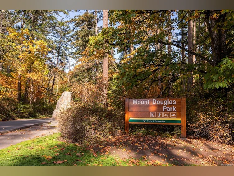 Unit 5-3907 Cedar Hill Road, Saanich, BC, V8P 3Z8 - 48