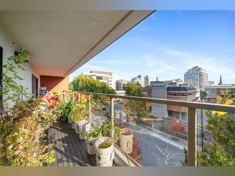404-770 Cormorant Street, Victoria, BC, V8W 3J3 - 20