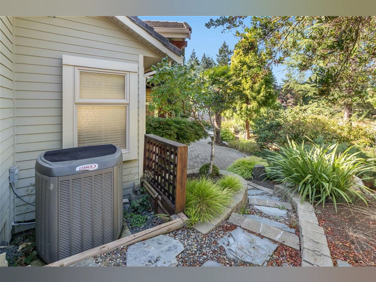 3380 Redden Road, Fairwinds, BC, V9P 9H4 - 39