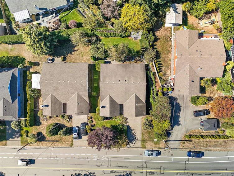 3998 Cedar Hill Road, Saanich, BC, V8N 3C1 - 27