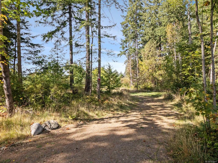 Lot B Cathy Crescent, Courtenay, BC, V9N 7G2 - 3