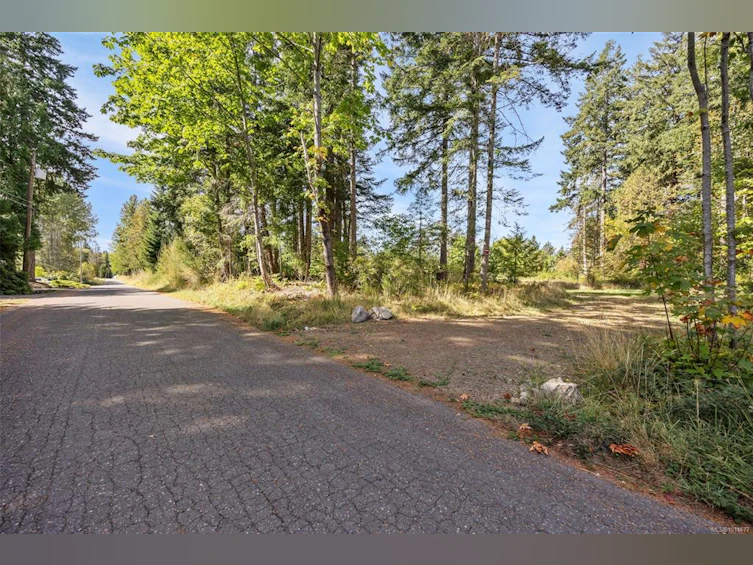 Lot B Cathy Crescent, Courtenay, BC, V9N 7G2 - 2