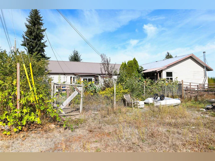 3390 Nikkei Place, Cumberland, BC, V0R 1S0 - 10