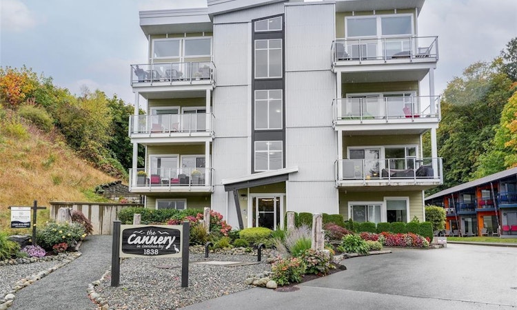 208-1838 Cowichan Bay Road