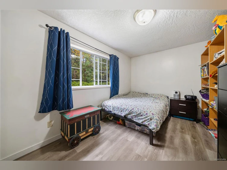 10258 Sutton Road, Honeymoon Bay, BC, V0R 1Y0 - 21