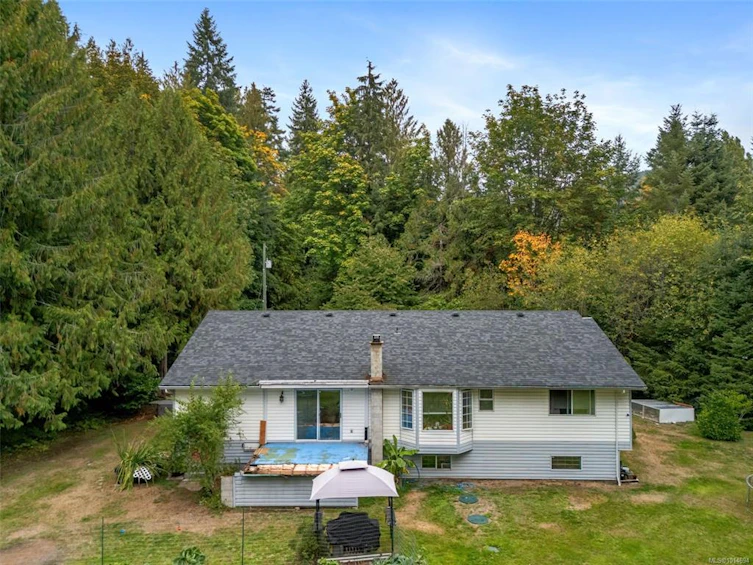 10258 Sutton Road, Honeymoon Bay, BC, V0R 1Y0 - 39