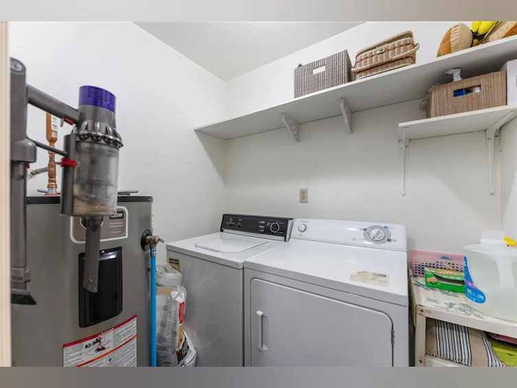 10258 Sutton Road, Honeymoon Bay, BC, V0R 1Y0 - 26