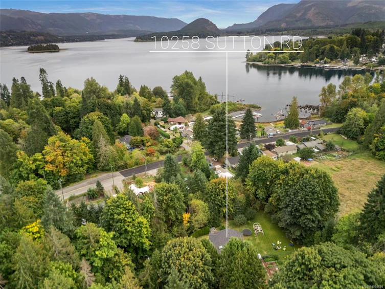 10258 Sutton Road, Honeymoon Bay, BC, V0R 1Y0 - 45