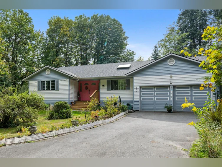 10258 Sutton Road, Honeymoon Bay, BC, V0R 1Y0 - 3