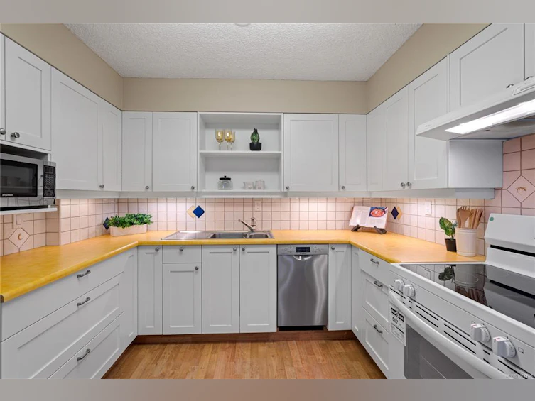 503-1148 Goodwin Street, Oak Bay, BC, V8S 5H2 - 16
