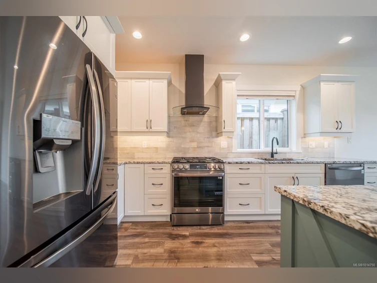 553 Rainbow Way, Parksville, BC, V9P 1H3 - 4
