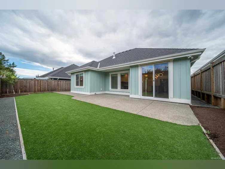 553 Rainbow Way, Parksville, BC, V9P 1H3 - 11