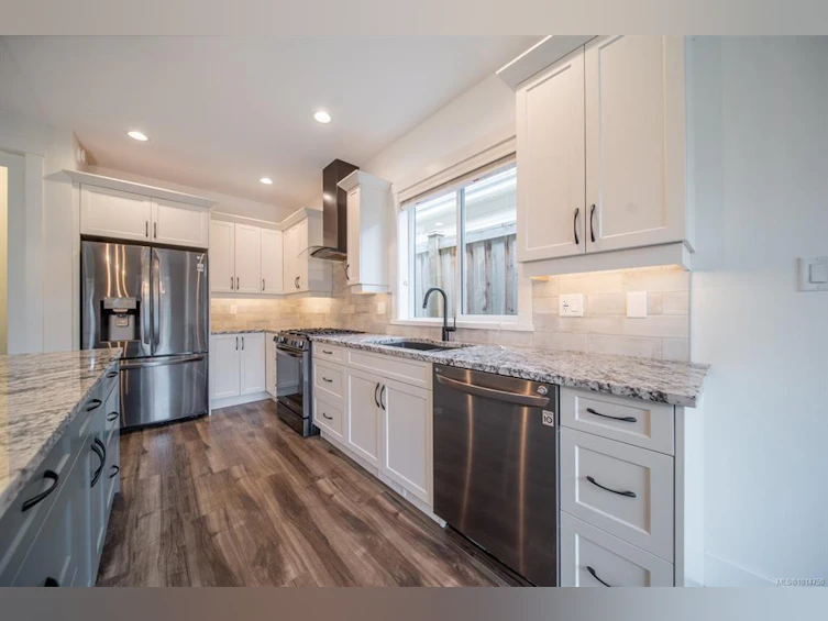 553 Rainbow Way, Parksville, BC, V9P 1H3 - 5