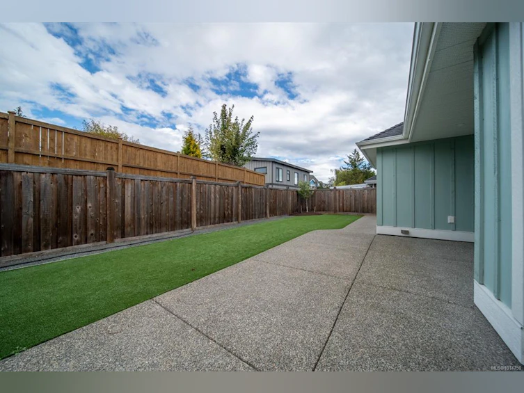 553 Rainbow Way, Parksville, BC, V9P 1H3 - 12