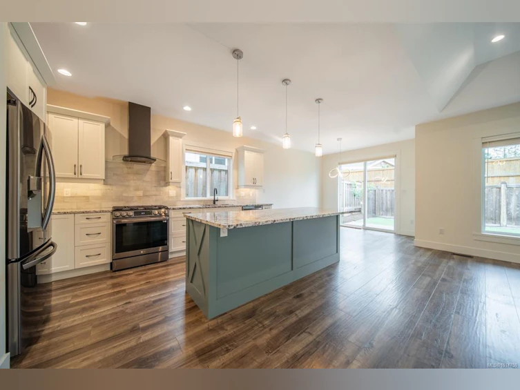 553 Rainbow Way, Parksville, BC, V9P 1H3 - 8