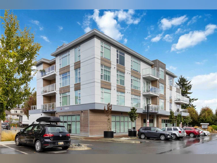 202-5122 Cordova Bay Road, Saanich, BC, V8Y 2K5 - 2