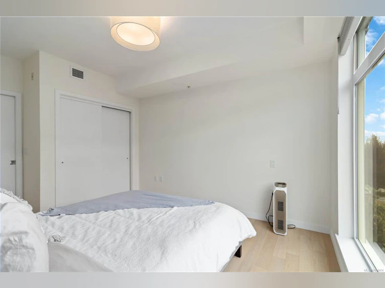 202-5122 Cordova Bay Road, Saanich, BC, V8Y 2K5 - 18