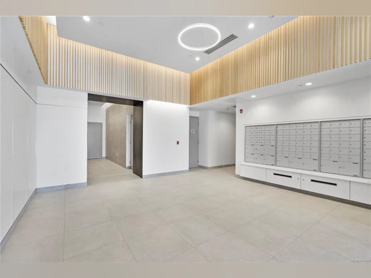 801-1100 Yates Street, Victoria, BC, V8V 0H5 - 2