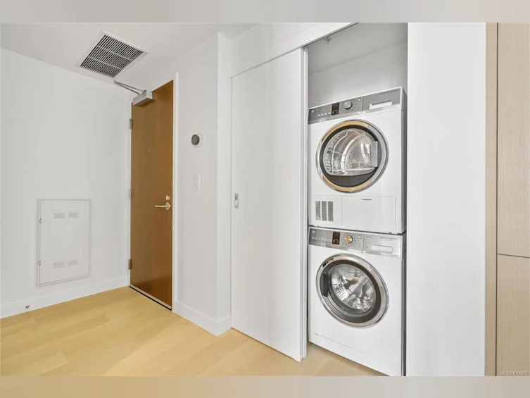 801-1100 Yates Street, Victoria, BC, V8V 0H5 - 20