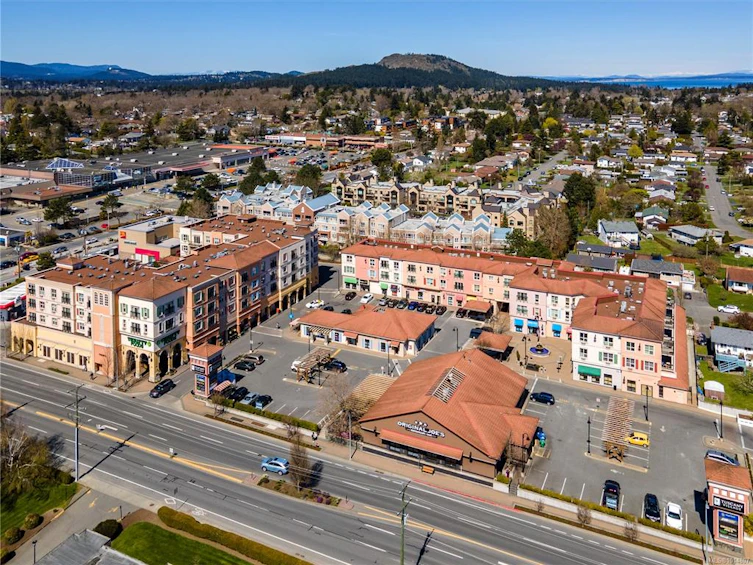 Unit 3-3907 Cedar Hill Road, Saanich, BC, V8P 3Z8 - 45