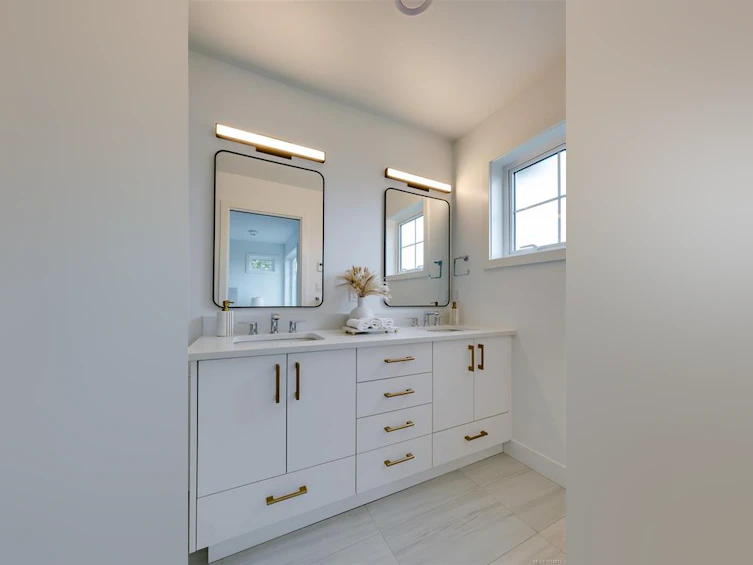 Unit 7-3907 Cedar Hill Road, Saanich, BC, V8P 3Z8 - 20