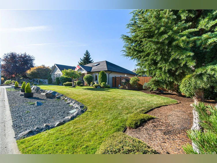 1496 Sumar Lane, French Creek, BC, V9P 2E7 - 73