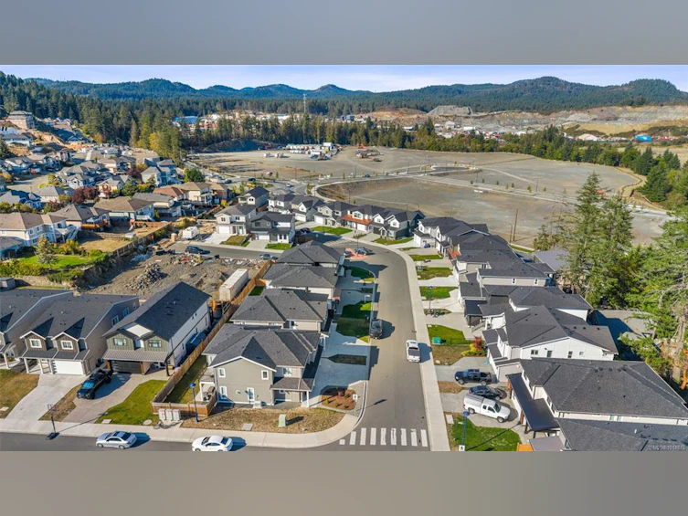2350 Swallow Place, Langford, BC, V9B 6Y6 - 45