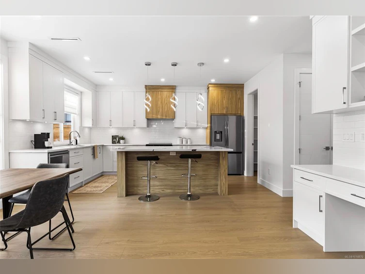 2350 Swallow Place, Langford, BC, V9B 6Y6 - 11