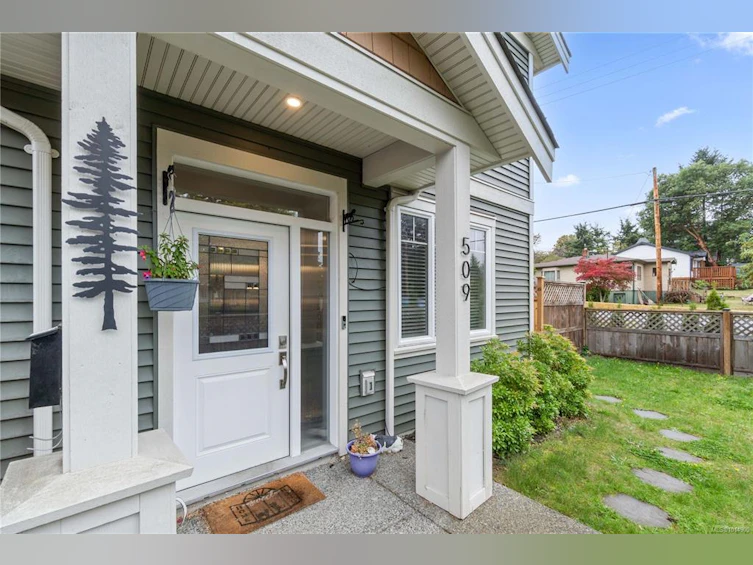 509 Pine Street, Nanaimo, BC, V9R 2C6 - 2