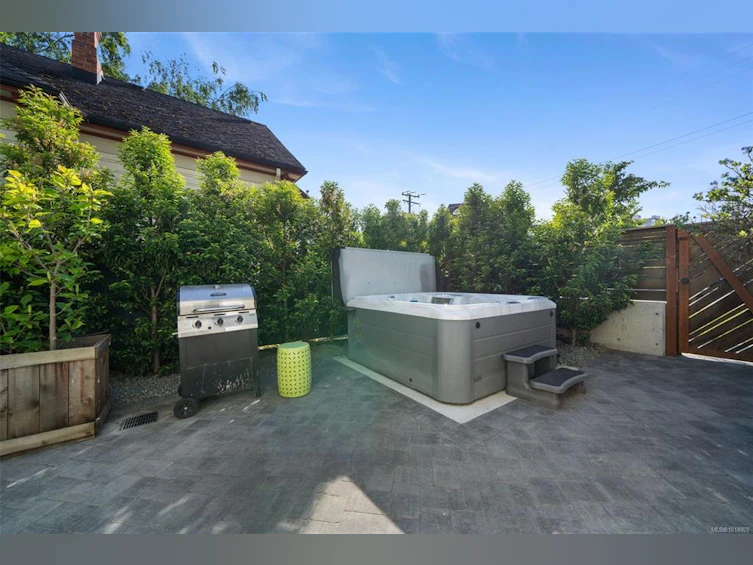 903 Collinson Street, Victoria, BC, V8V 3B7 - 39