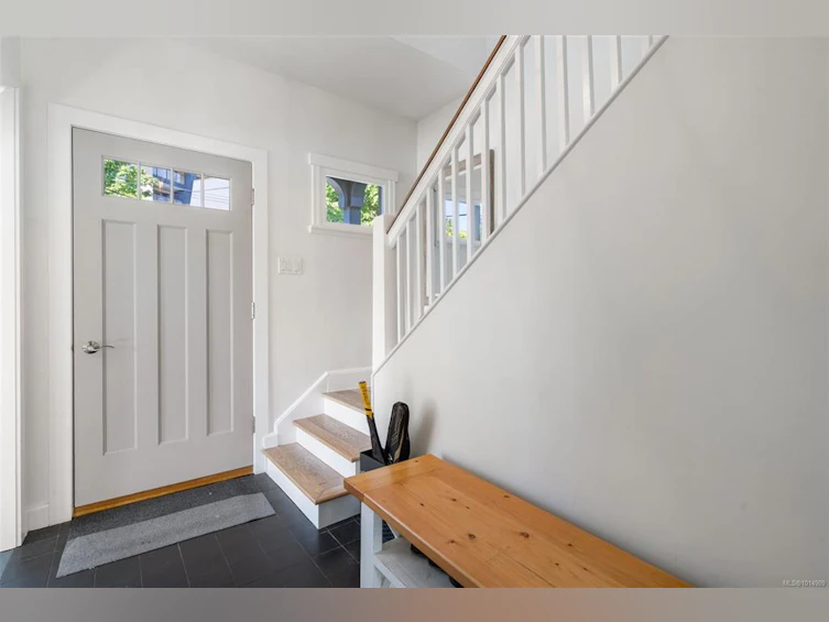903 Collinson Street, Victoria, BC, V8V 3B7 - 8