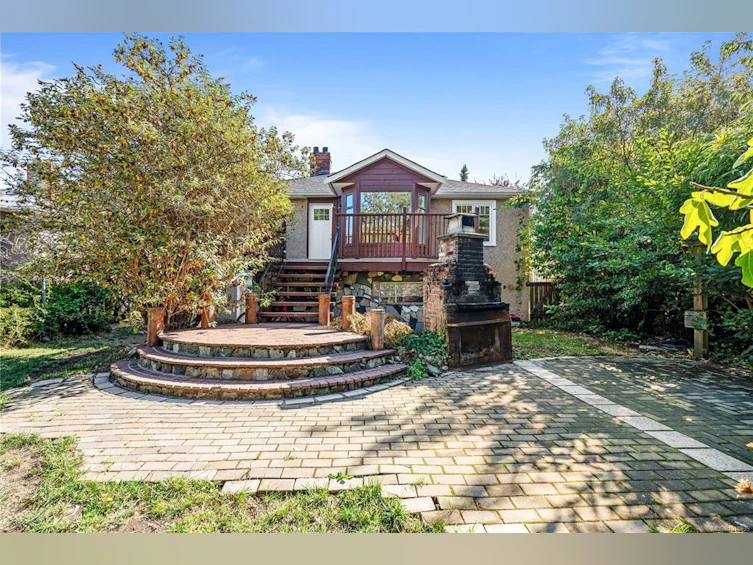3276 Linwood Avenue, Saanich, BC, V8X 1E4 - 32