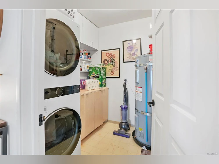PH1104-1010 View Street, Victoria, BC, V8V 4Y3 - 25