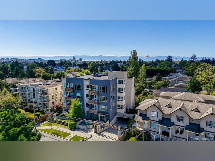 301-317 E Burnside Road, Saanich, BC, V9A 1A6 - 27