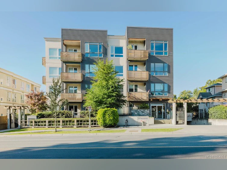 301-317 E Burnside Road, Saanich, BC, V9A 1A6 - 23