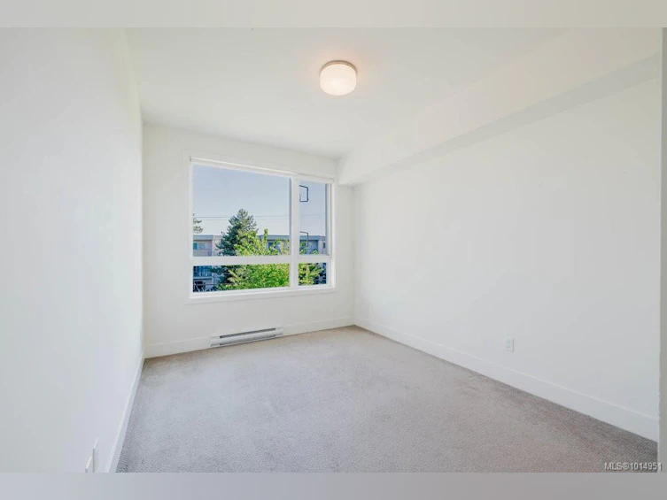 301-317 E Burnside Road, Saanich, BC, V9A 1A6 - 12