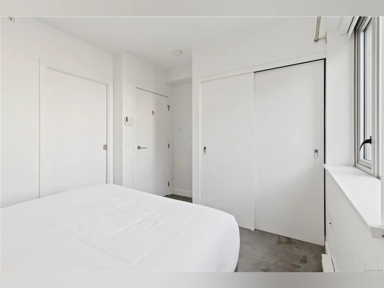 302-838 Broughton Street, Victoria, BC, V8W 1E4 - 16