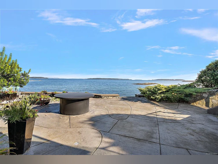 10206 Surfside Place, Sidney, BC, V8L 3R5 - 28