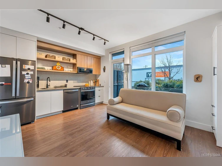 219-515 Chatham Street, Victoria, BC, V8T 0C8 - 8