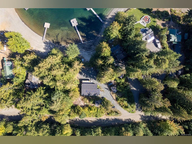 2180 South Lake Road, Qualicum Beach, BC, V9K 2L7 - 2