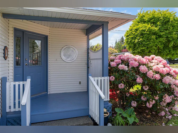 785 Nicolls Drive, French Creek, BC, V9P 1W9 - 45