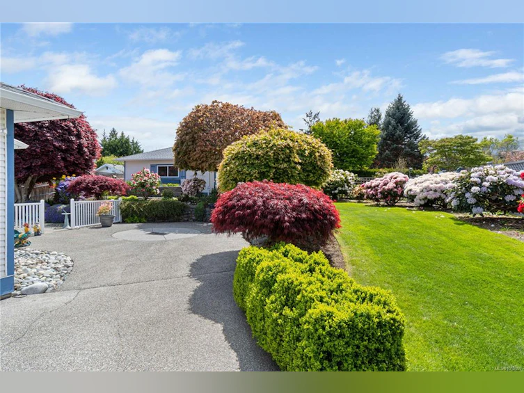 785 Nicolls Drive, French Creek, BC, V9P 1W9 - 59