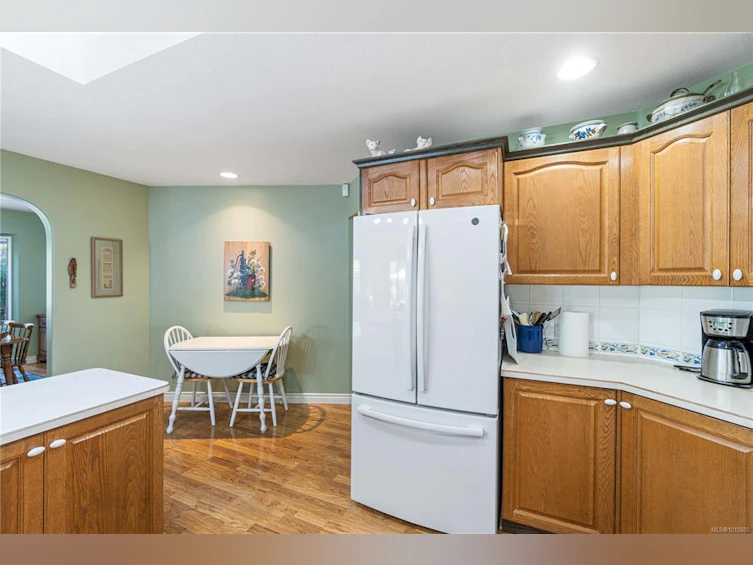 785 Nicolls Drive, French Creek, BC, V9P 1W9 - 17