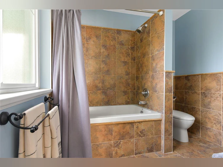 882 Canterbury Road, Saanich, BC, V8X 3E6 - 23